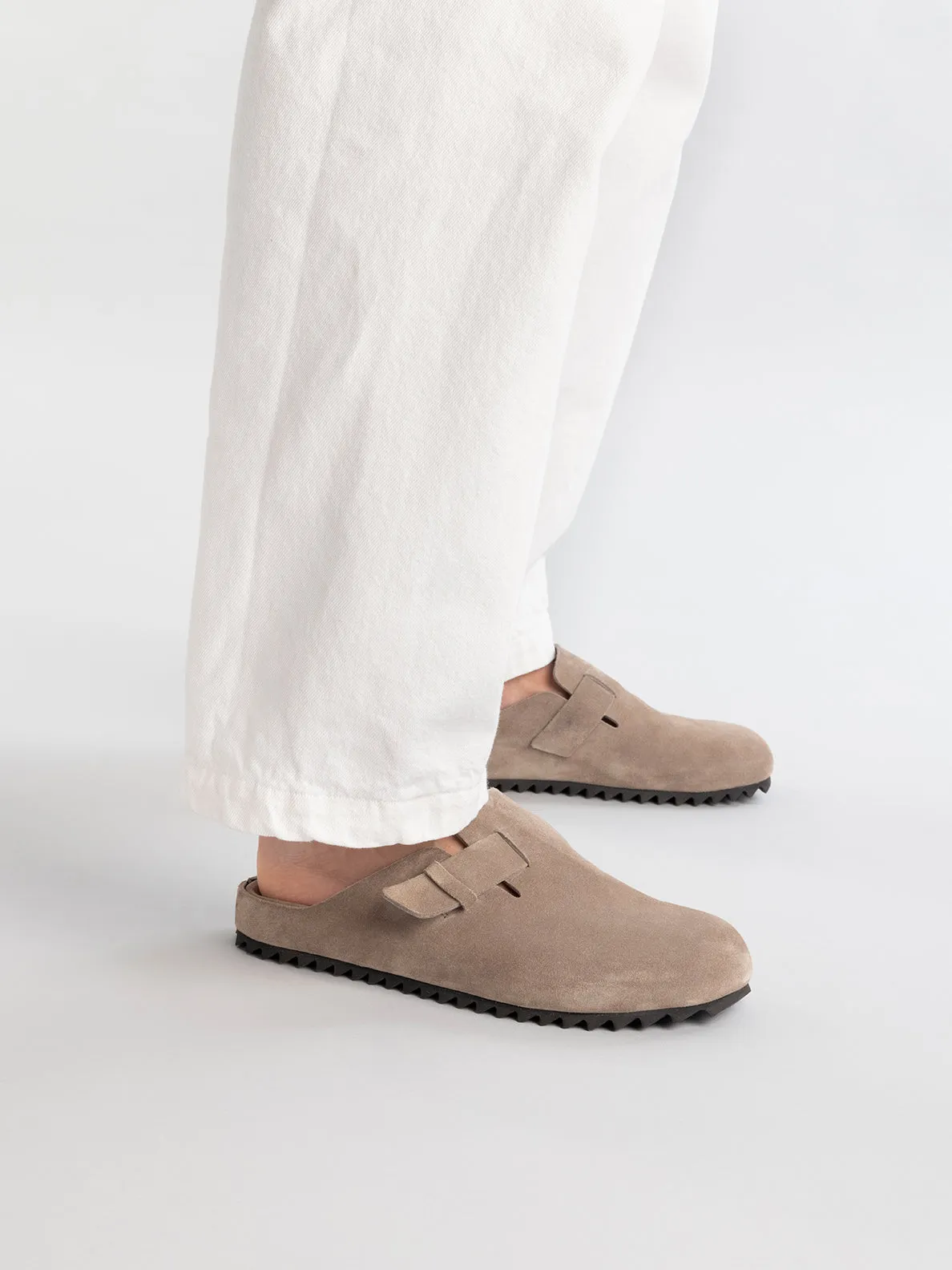 AGORÀ 004 - light grey Suede Sandals