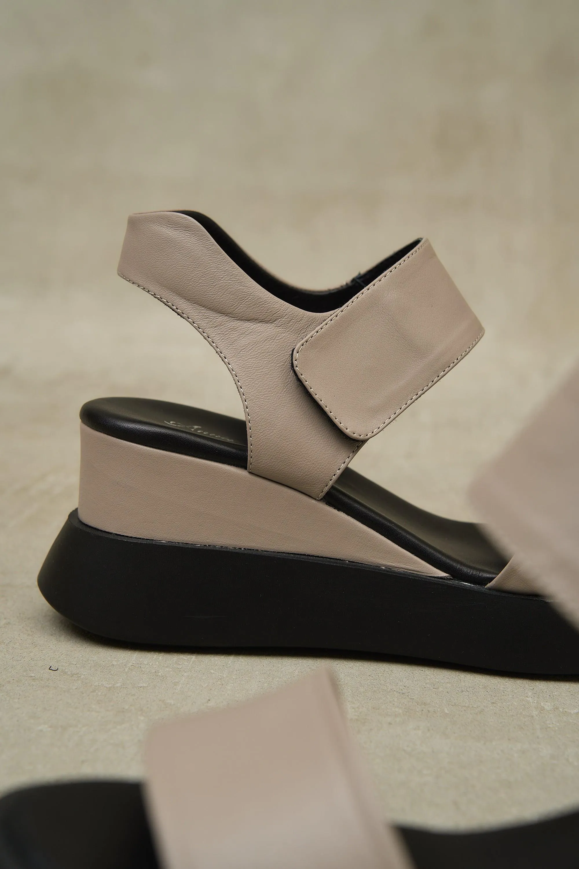 Cample Platforms - White