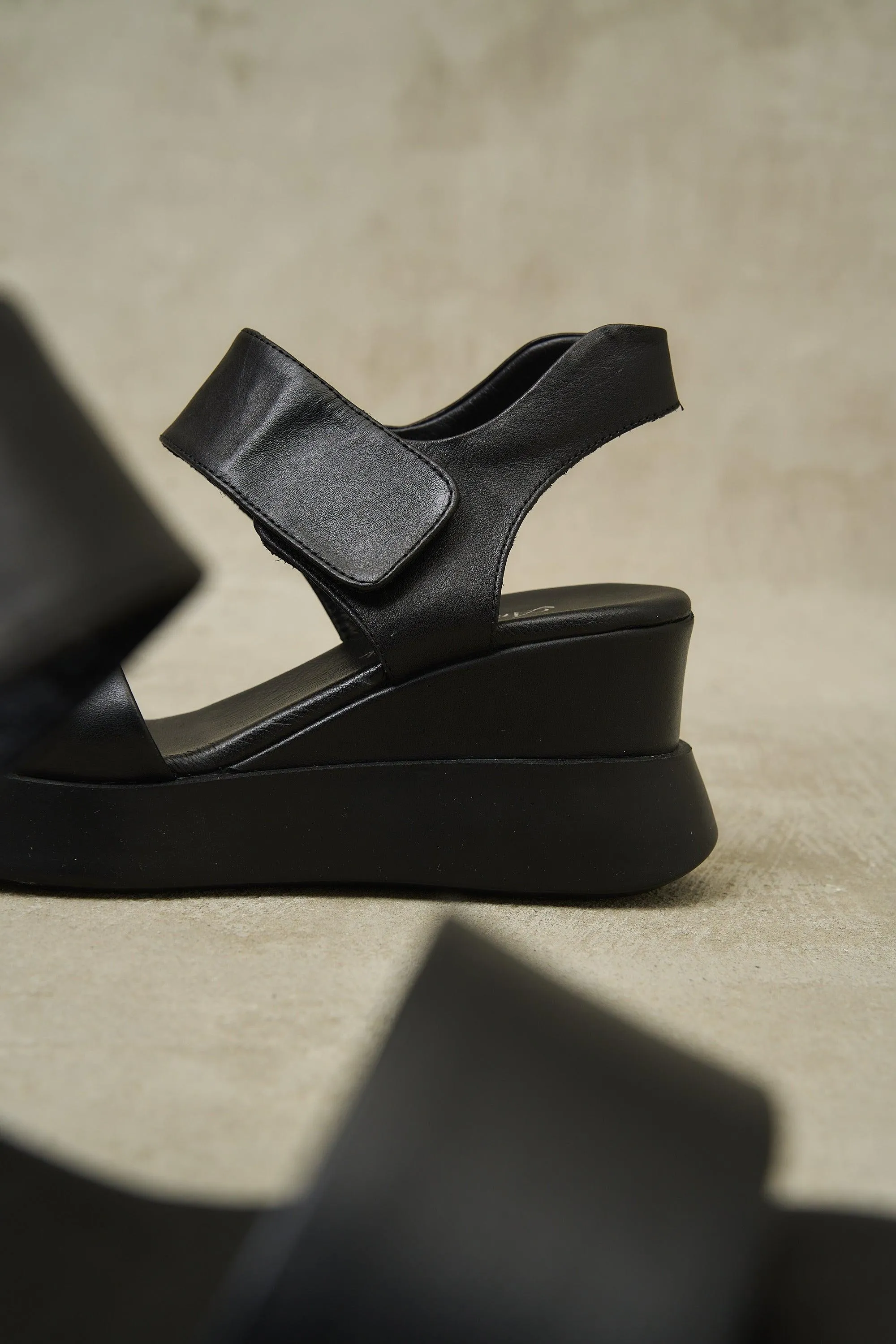 Cample Platforms - White