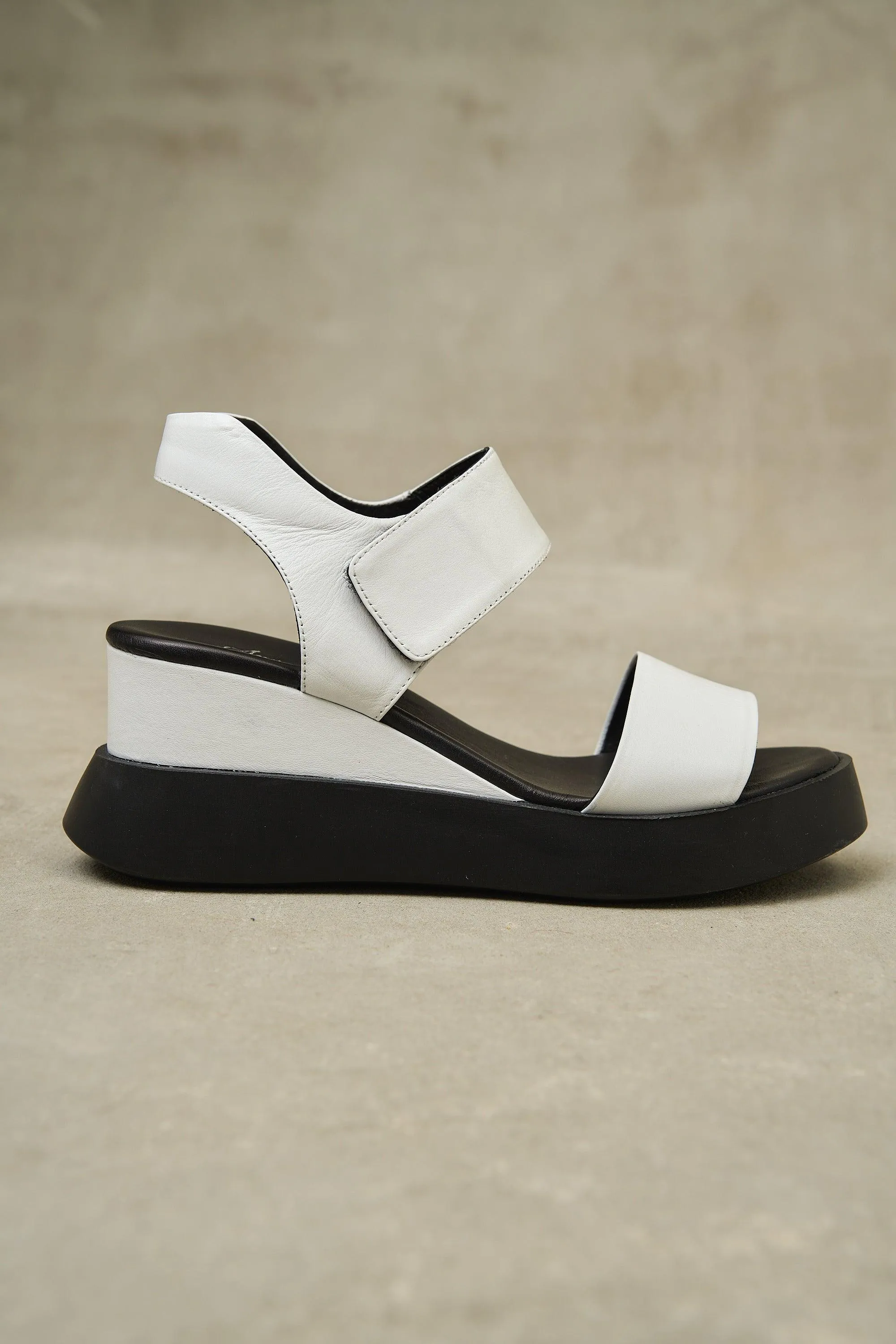 Cample Platforms - White