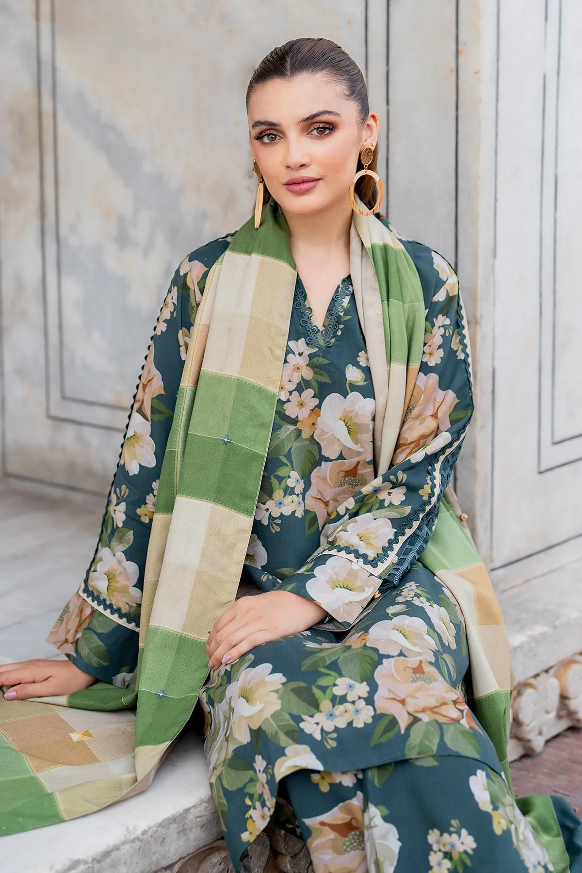 EMBROIDERED VISCOSE SF-733
