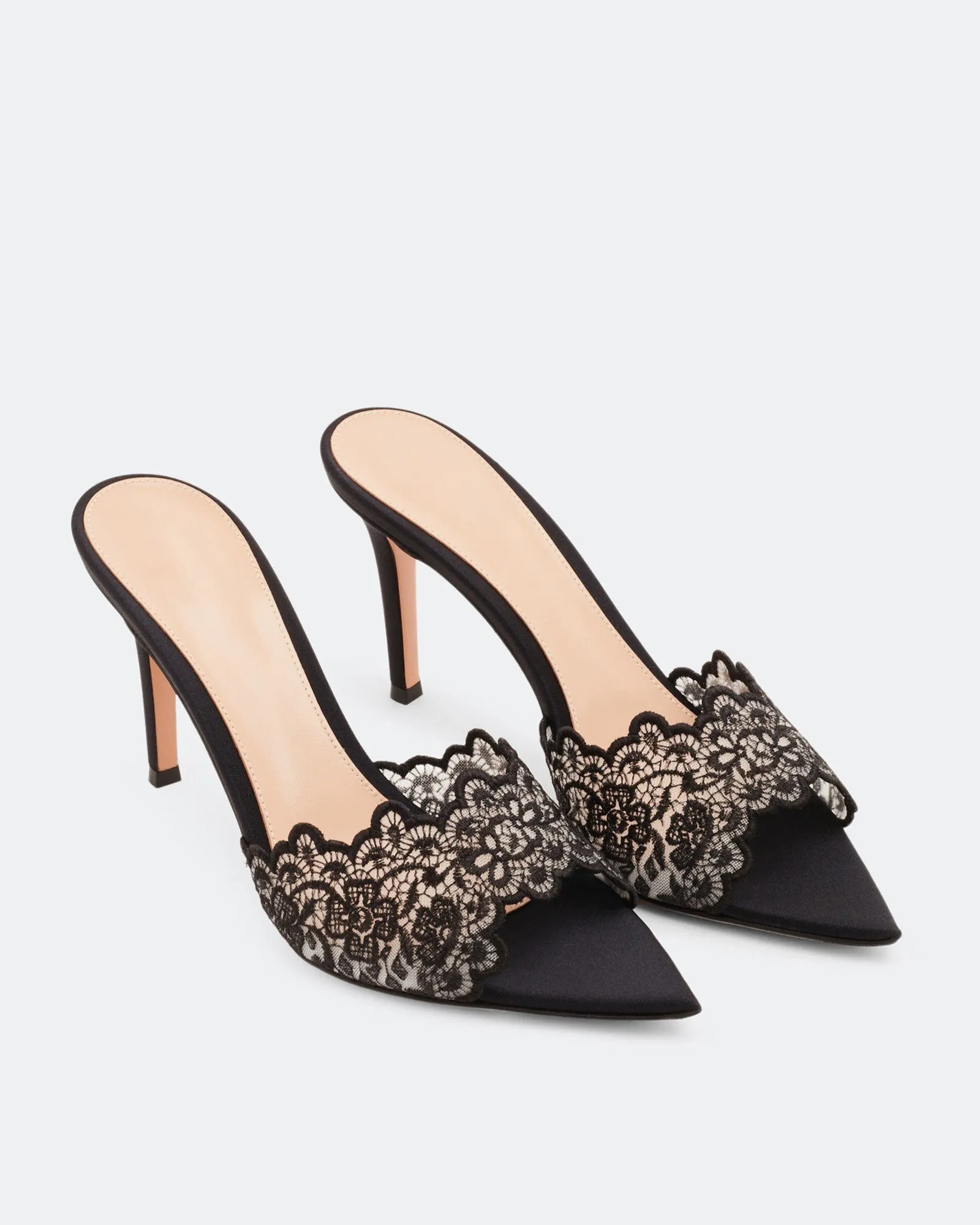 Eva Lace Sandals In Black