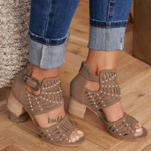 Kimemoda Womens Open Toe Cut-out Rivet Sandals