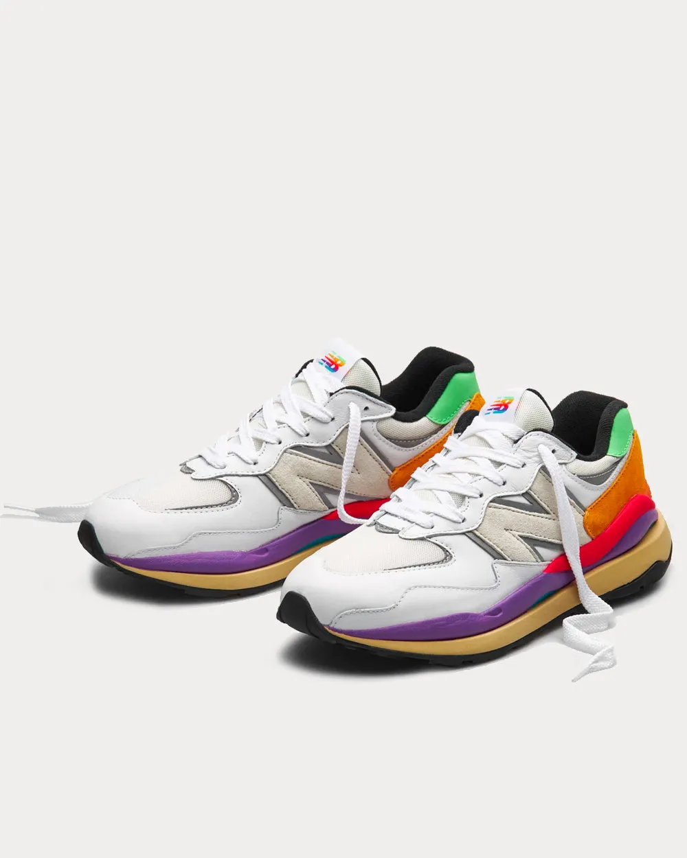 M5740LA White & Purple Low Top Sneakers