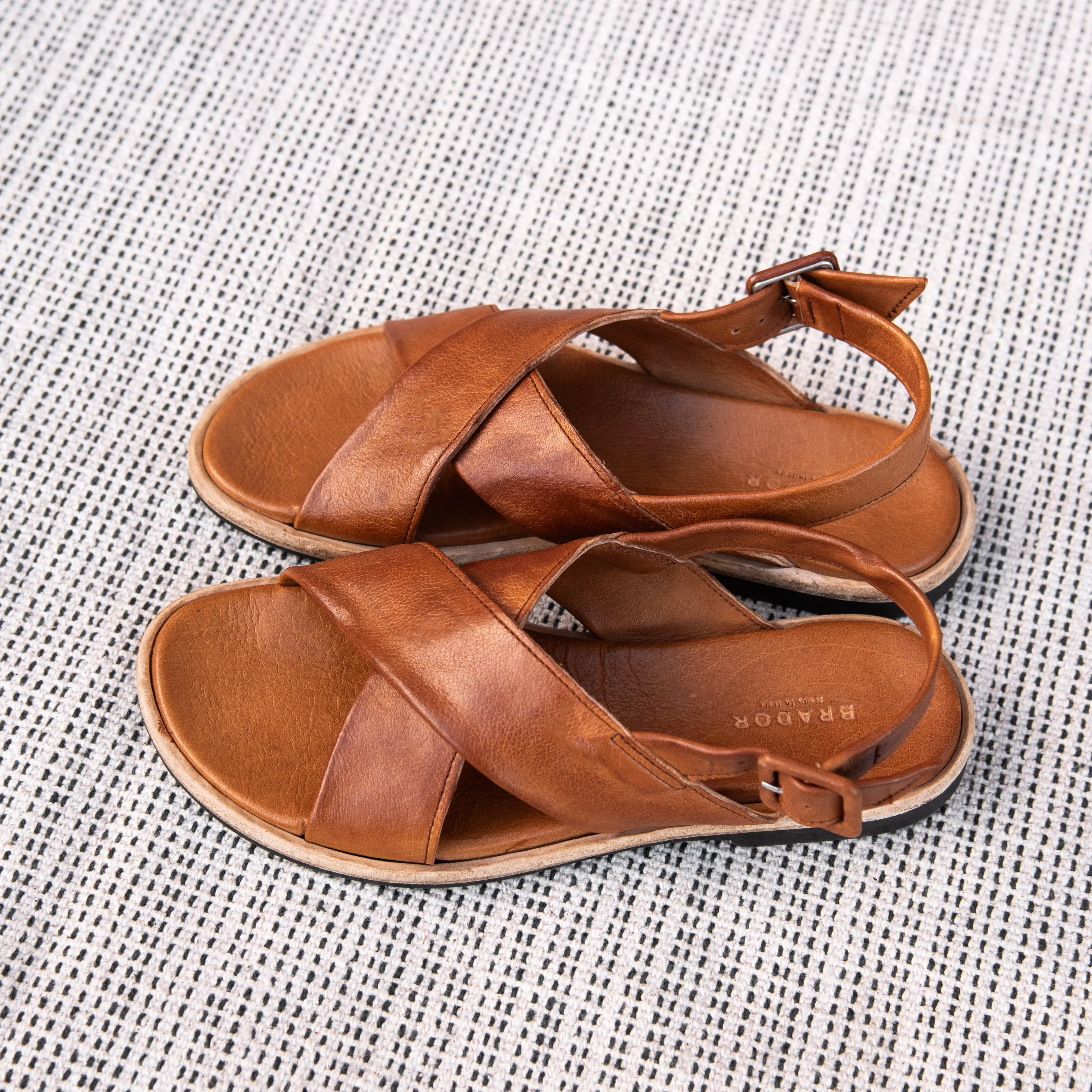 SAVANNAH TAN SANDALS